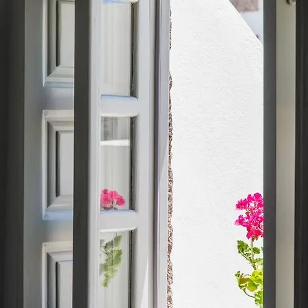 Villa Aegeon Grande Megalochori (Santorini)