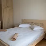فيلة إيجيون غراندي *
