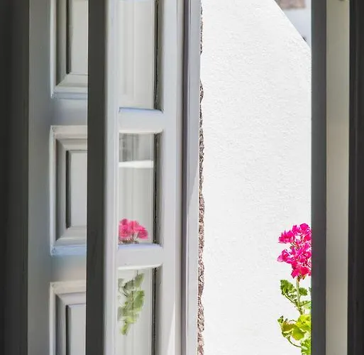 Villa Aegeon Grande Megalochori (Santorini)